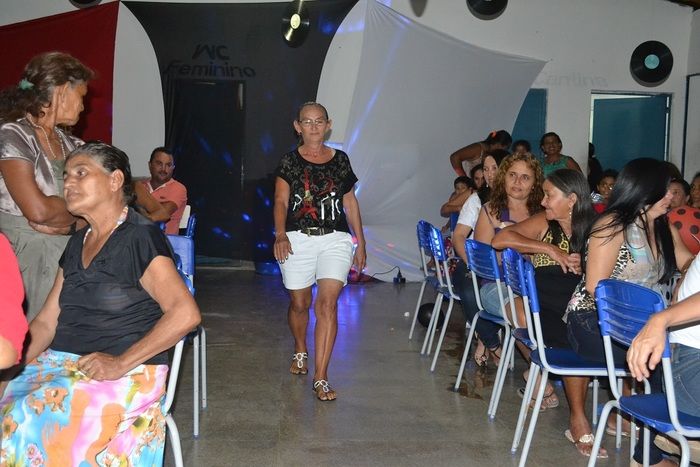 Colégio do Estado realiza tradicional festa de Dia das Mães - Imagem 91