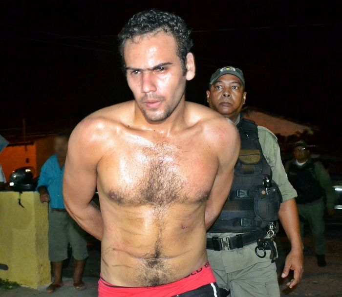 Acusado de assalto tenta fugir pulando telhados, mas é preso em Parnaíba - Imagem 4