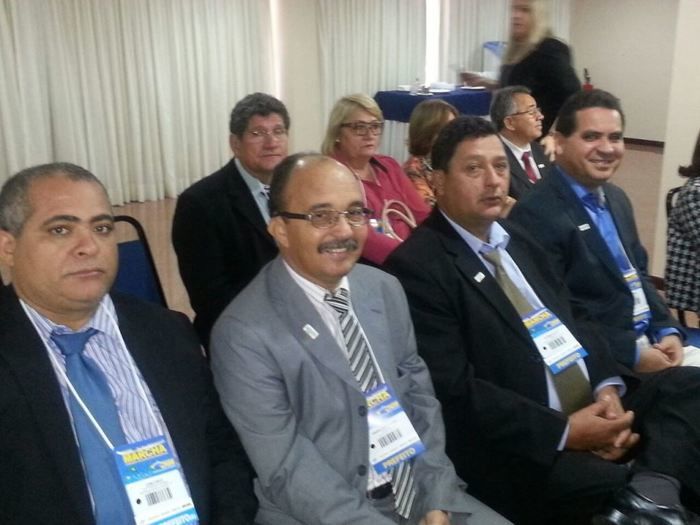 Prefeitos debatem reforma Politica e Melhorias para seus Municípios na 18ª Marcha em Brasilia - Imagem 2