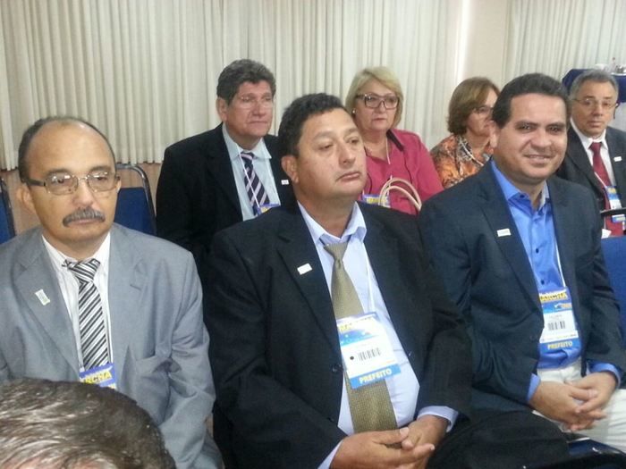 Prefeitos debatem reforma Politica e Melhorias para seus Municípios na 18ª Marcha em Brasilia - Imagem 3