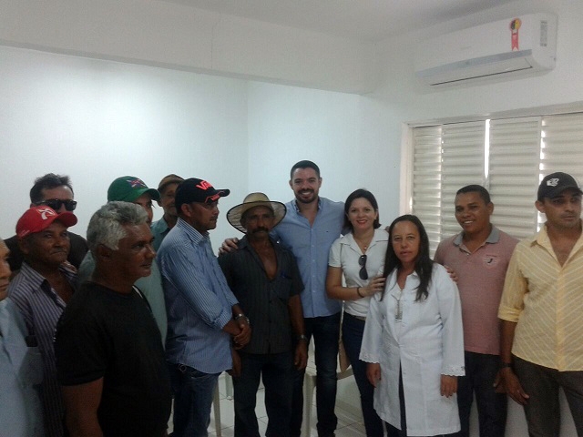 Lukano Sá entrega mais uma UBS no povoado Buriti do Rei - Imagem 11