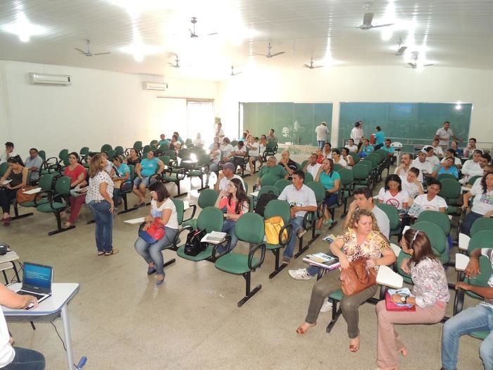 Prefeitura de Água Branca inicia implantação de Sistema de Esgotamento Sanitário - Imagem 2