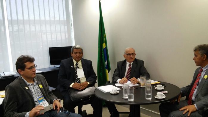 Prefeito Zé Resende é recebido pelo novo Presidente da CODEVASF Felipe Mendes - Imagem 4