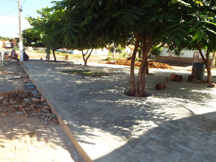 Construção de uma Praça na zona urbana - Imagem 4