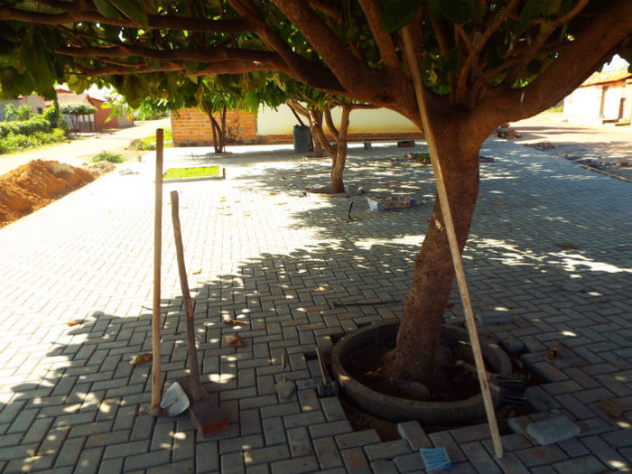 Construção de uma Praça na zona urbana - Imagem 2