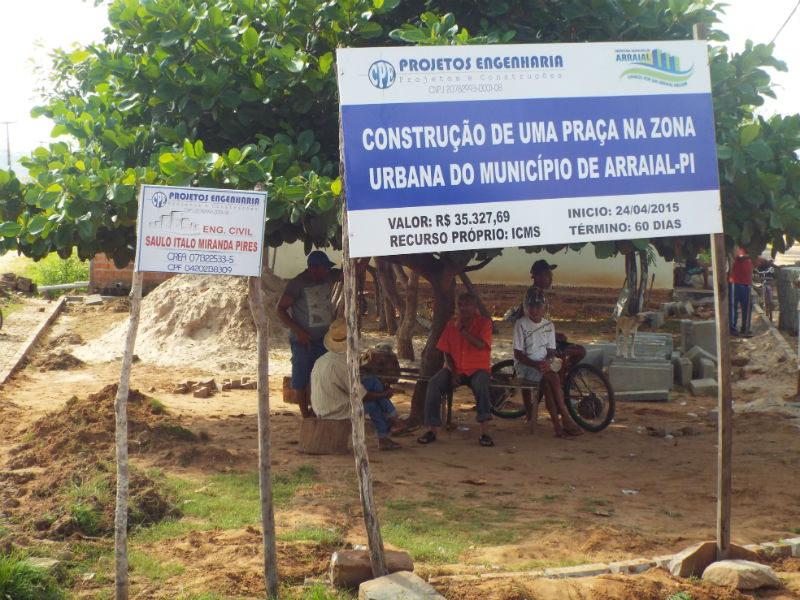 Construção de uma Praça na zona urbana