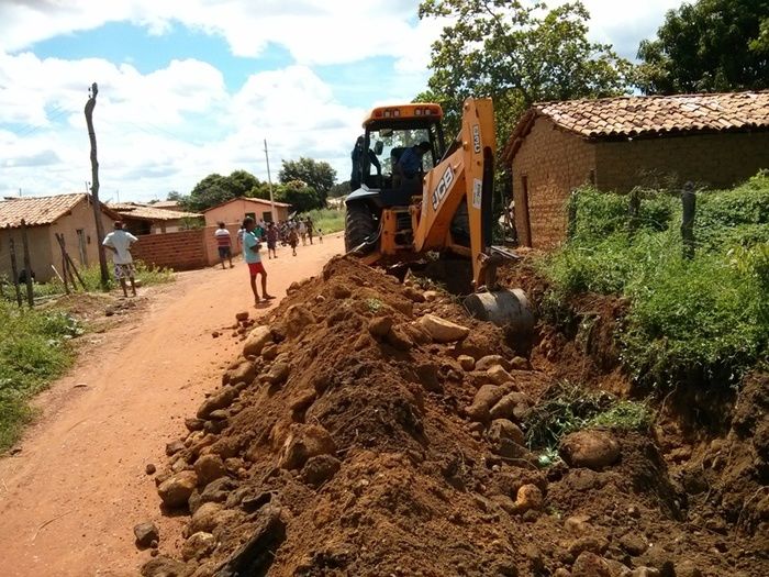 Prefeitura inicia serviço recuperação e ampliação de abastecimento d’água no Bairro Santo Antonio e adjacências - Imagem 5