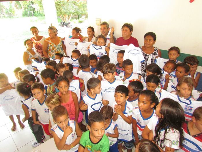 Prefeitura de Barras distribuiu mais fardamento escolar nas escolas da zona rural - Imagem 12