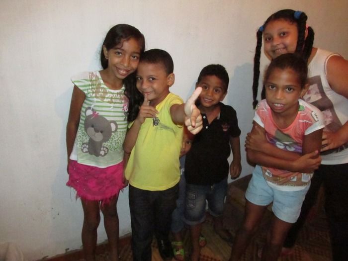 Tradicional Novena da Divina Santa Cruz na casa da Socorro Preciana no Bairro Baixa - Imagem 11