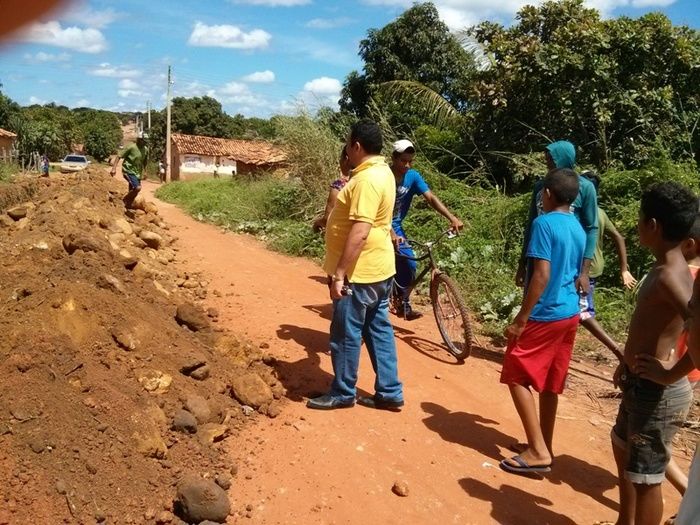 Prefeitura inicia serviço recuperação e ampliação de abastecimento d’água no Bairro Santo Antonio e adjacências - Imagem 3