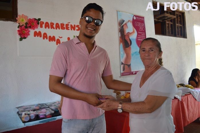 Equipe da Academia oferece café  - Imagem 34