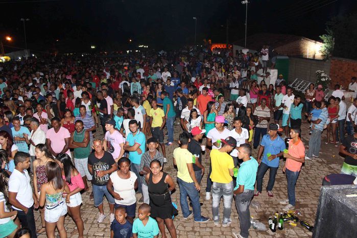 Banda Muleke Doido encerra programação de Aniversário de 53 anos de Francinópolis - Imagem 15