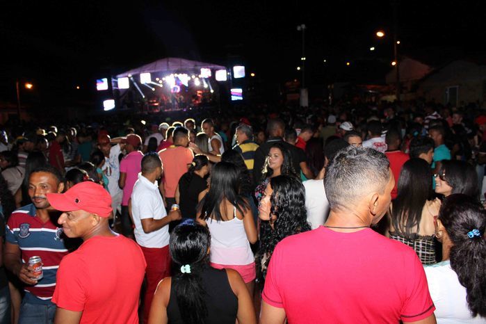 Banda Muleke Doido encerra programação de Aniversário de 53 anos de Francinópolis - Imagem 61