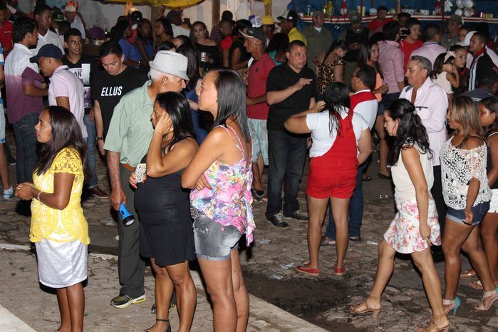 Banda Muleke Doido encerra programação de Aniversário de 53 anos de Francinópolis - Imagem 2