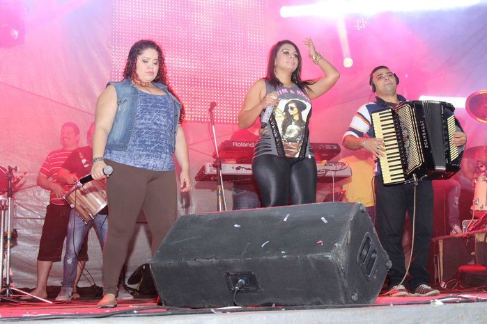 Banda Muleke Doido encerra programação de Aniversário de 53 anos de Francinópolis - Imagem 43