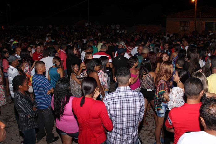 Banda Muleke Doido encerra programação de Aniversário de 53 anos de Francinópolis - Imagem 33