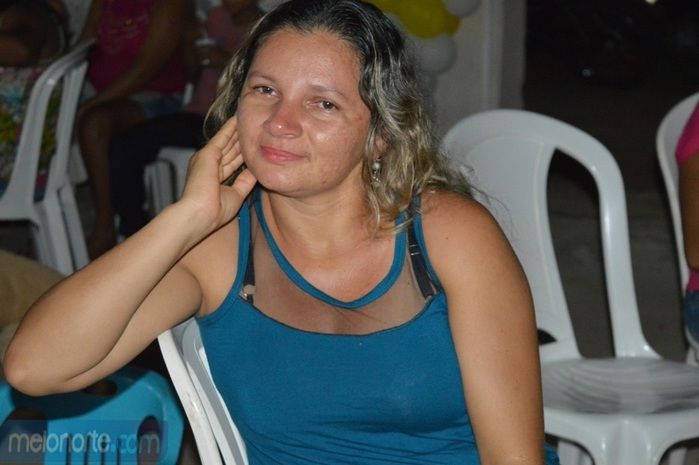 Equipe realiza comemoração em homenagem as Mães do SCFV  - Imagem 41