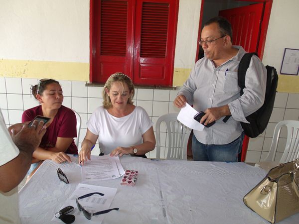 Prefeita Vânia Ribeiro  encaminha,  Projeto de Lei concedendo o aumento de 18% para os professores à  Câmara Municipal de Cajueiro da Praia - Imagem 4