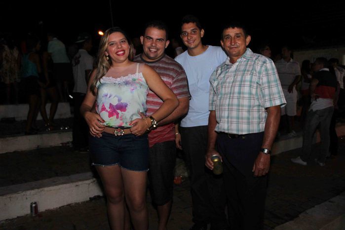 Banda Muleke Doido encerra programação de Aniversário de 53 anos de Francinópolis - Imagem 1