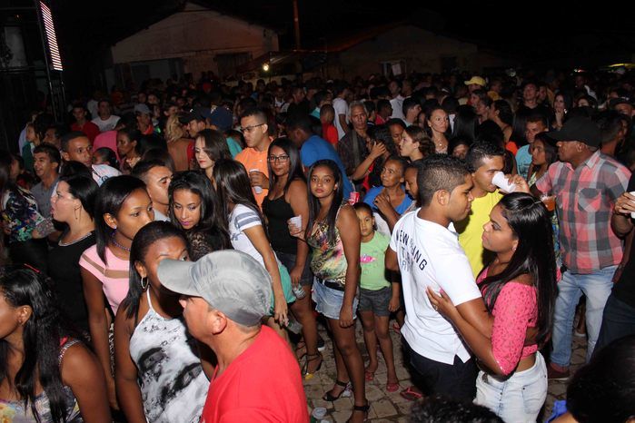 Banda Muleke Doido encerra programação de Aniversário de 53 anos de Francinópolis - Imagem 46