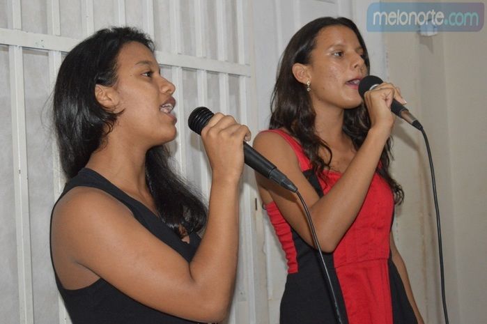 Equipe realiza comemoração em homenagem as Mães do SCFV  - Imagem 33