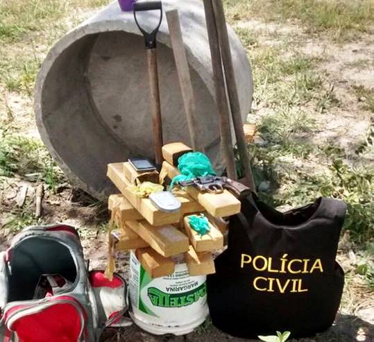 Trio é preso com 10 Kg de maconha na região de Campo Maior - Imagem 5