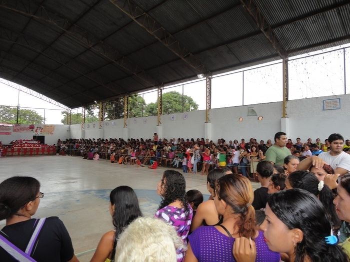Multidão comparece à festa de homenagens às mães em N. S. dos Remédios - Imagem 5