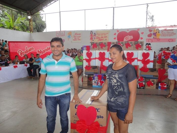 Multidão comparece à festa de homenagens às mães em N. S. dos Remédios - Imagem 62