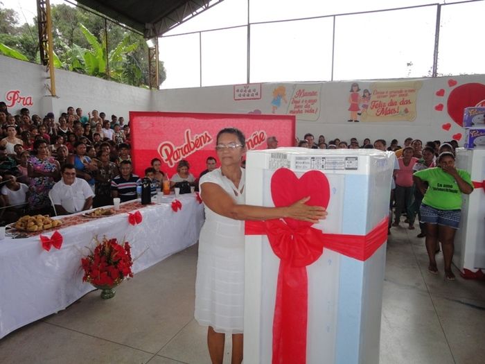 Multidão comparece à festa de homenagens às mães em N. S. dos Remédios - Imagem 52