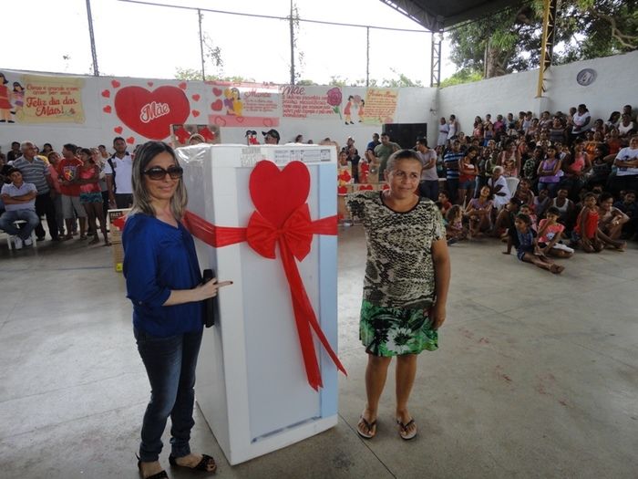 Multidão comparece à festa de homenagens às mães em N. S. dos Remédios - Imagem 68