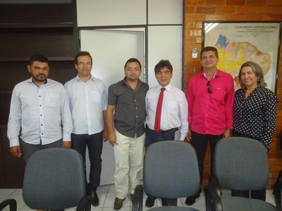 A prefeita Socorro Bandeira participa de importante reunião na sede da SDR - Imagem 10