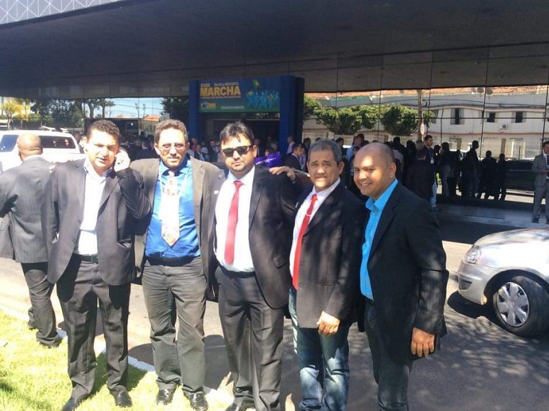 Prefeito Márcio Alencar vai à Brasília para Marcha e viabiliza projeto de obra de encanação de água da Barragem do Estreito