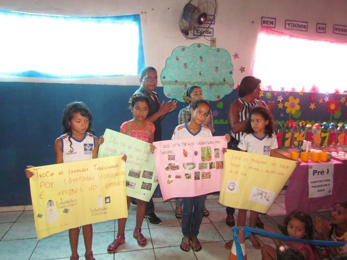 Escola municipal apresenta “Projeto meio ambiente e reciclagem” - Imagem 12