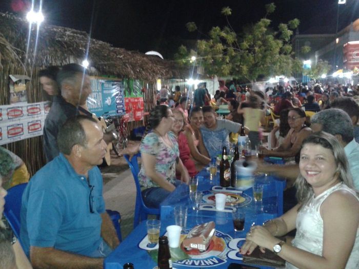 Prefeito Zé Resende participa dos festejos de Santo Antônio em Campo Maior - Imagem 4