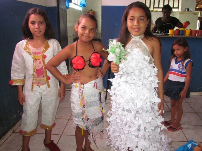 Escola municipal apresenta “Projeto meio ambiente e reciclagem” - Imagem 11