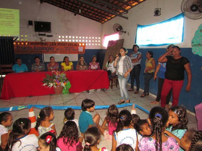 Escola municipal apresenta “Projeto meio ambiente e reciclagem” - Imagem 26