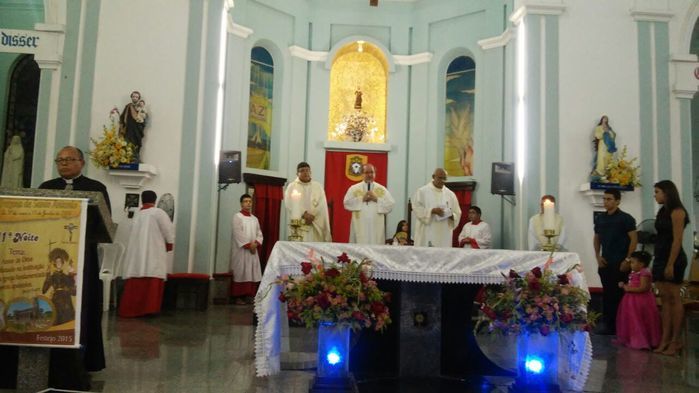 Prefeito Zé Resende participa dos festejos de Santo Antônio em Campo Maior - Imagem 1