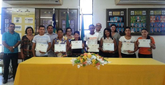 Prefeitura de Batalha entrega certificados a 150 alunos do Pronatec - Imagem 4