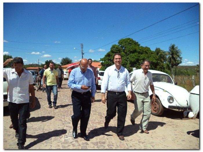 Dr. Moura inaugura 13 obras por ocasião do aniversário da Cidade - Imagem 79