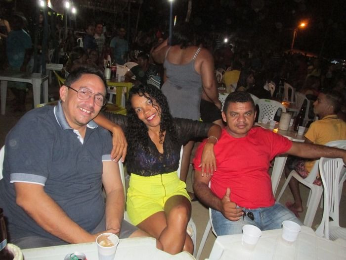 Cizinho e Forró Bandido encerra a última noite de Festejos em Pitombeira - Imagem 18