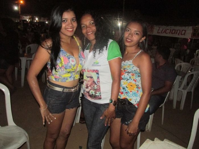 Dia dos Namorados Foi Comemorado com a Banda Farra de Play nos Festejos de PitomBeira - Imagem 9