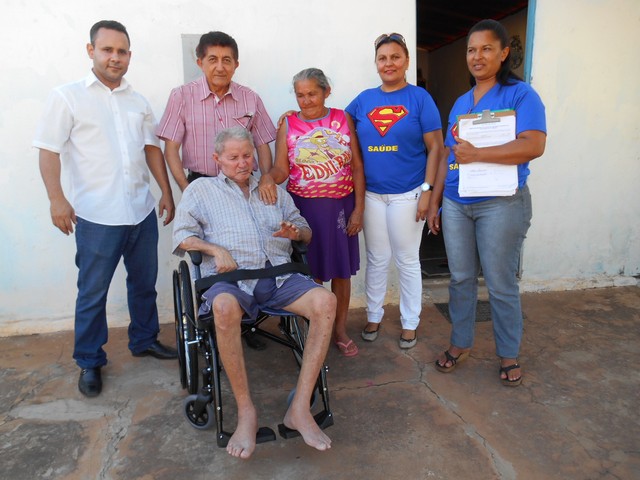 Prefeito Dr. Zé Maria Realizou Mais Uma Entrega de Cadeiras de Rodas - Imagem 9