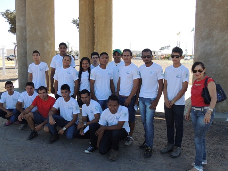           Estudantes do E-TEC/UFPI de Monsenhor Gil participam de Exposhow