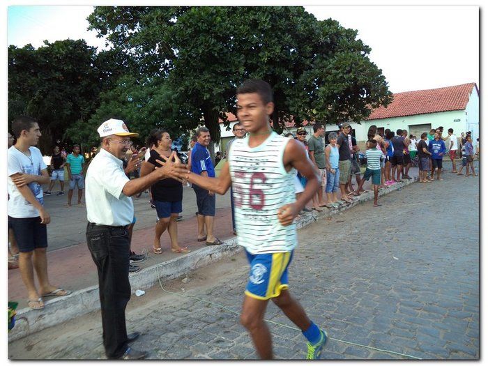 Dr. Moura presenteia população com obra nos 61 anos de Inhuma - Imagem 3