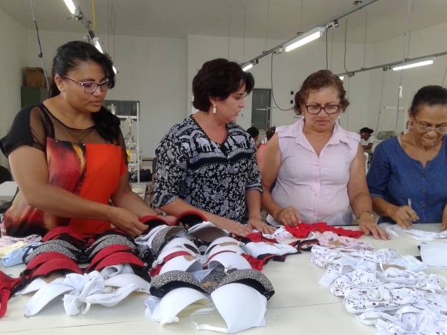 Primeira-dama Edneida Fortes vista Centro de Produção - Imagem 4