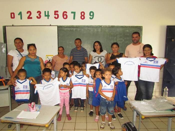 Mais escolas municipais da zona rural recebem fardamentos - Imagem 5