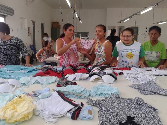 Primeira-dama Edneida Fortes vista Centro de Produção - Imagem 1