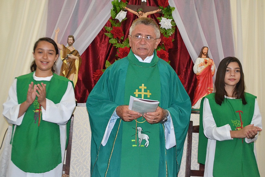 Secretaria de Saúde celebra a segunda noite de novena missa de São João Batista em Massapê do Piauí