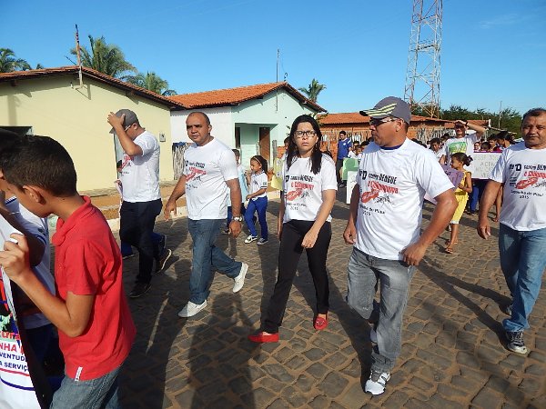 Caminhada contra Dengue e Chicungunya em Lagoinha - Imagem 8