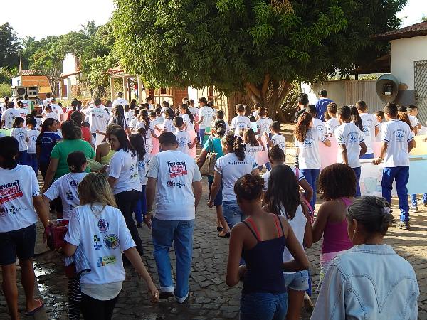 Caminhada contra Dengue e Chicungunya em Lagoinha - Imagem 14
